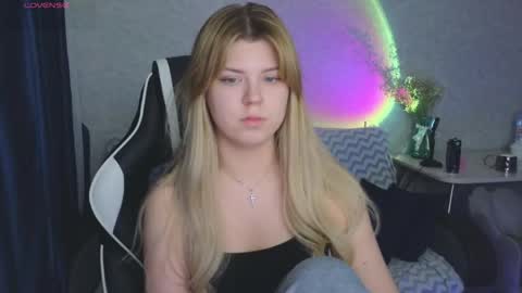 Molly   Emily online show from April 2026 09:30:02 PM