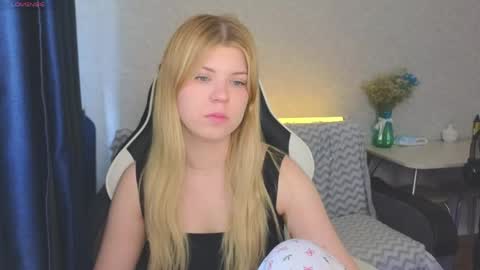 Molly   Emily online show from May 2026 02:35:02 PM
