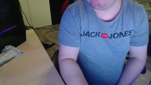 Snapshot of _kitsu_ chatting on November 2025 11:14:01 AM _kitsu_ online show from November 2025 11:14:01 AM