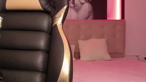 Snapshot of _kitten_1 chatting on January 2025 12:56:01 PM _kitten_1 online show from January 2025 12:56:01 PM