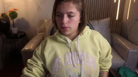 _kitten_1 online show from April 2026 02:59:01 AM
