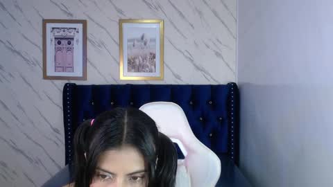 Snapshot of _kitty_v chatting on March 2025 11:35:02 PM Hi Stream 300pm to 900pm online show from March 2025 11:35:02 PM