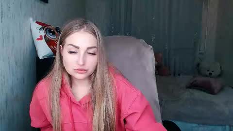 Snapshot of _kittyboo chatting on January 2026 05:27:02 PM Aleksa online show from January 2026 05:27:02 PM