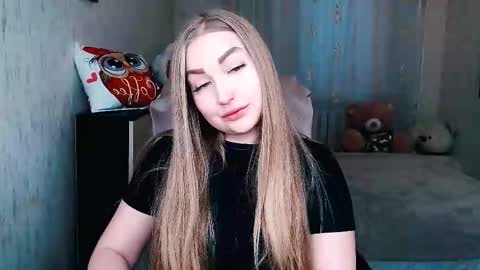 Snapshot of _kittyboo chatting on February 2026 06:39:02 AM Aleksa online show from February 2026 06:39:02 AM