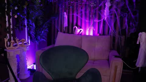 Snapshot of _kleo_ chatting on October 2025 11:07:01 PM online show from October 2025 11:07:01 PM