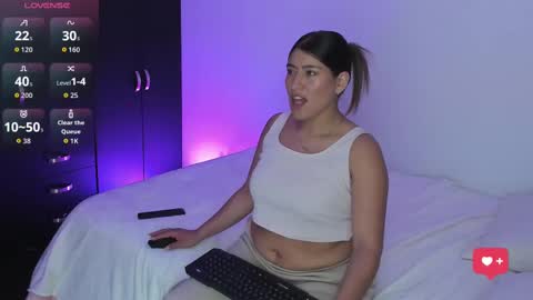 Snapshot of _kloee_ chatting on September 2025 04:08:01 PM kloee online show from September 2025 04:08:01 PM