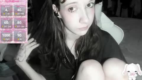  kuro  online show from April 2026 07:17:02 AM