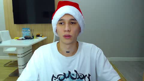 Kurt online show from December 2024 09:33:01 PM