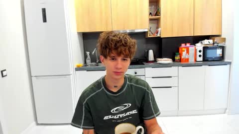 Kurt online show from September 2025 04:01:01 AM