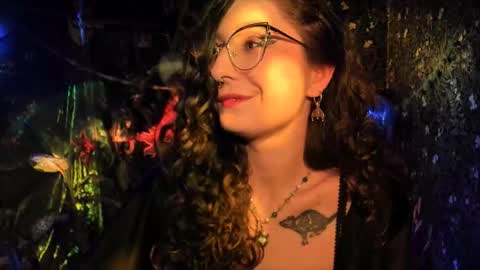 Lady Luna online show from March 2026 10:14:01 PM