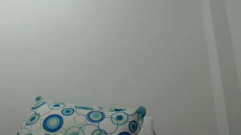 Snapshot of _laureneyes chatting on December 2024 06:29:01 AM Lauren 3 online show from December 2024 06:29:01 AM