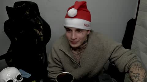 Layne online show from December 2024 05:33:02 AM