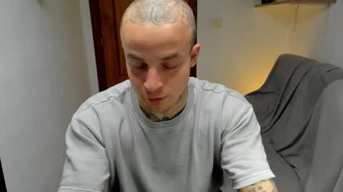 Layne online show from May 2026 01:50:01 PM
