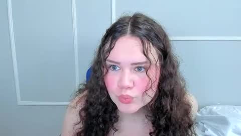 Snapshot of _leana_oo chatting on May 2026 05:09:02 PM leana online show from May 2026 05:09:02 PM