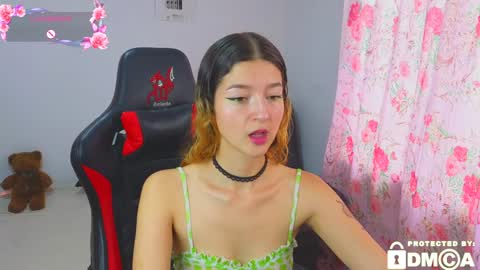 Snapshot of _leiablackley_ chatting on December 2024 12:44:02 PM Sharon and Ed online show from December 2024 12:44:02 PM