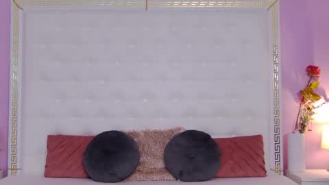 Snapshot of _lenapaul_ chatting on April 2026 05:19:01 AM Lena Paul online show from April 2026 05:19:01 AM