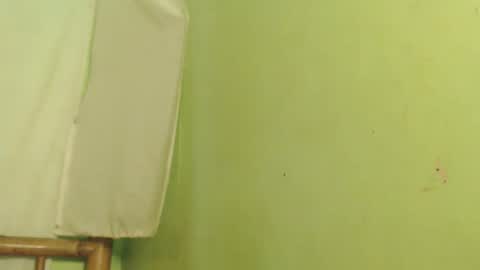 Snapshot of _lilies_gigi_ chatting on February 2026 12:14:02 AM _lilies_gigi_ online show from February 2026 12:14:02 AM