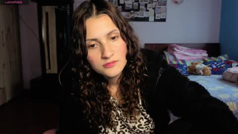 Lindasy online show from April 2026 09:34:01 PM