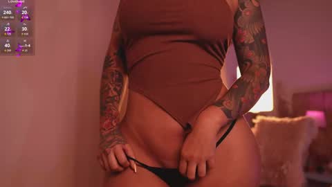 Lissana online show from December 2025 01:55:01 AM