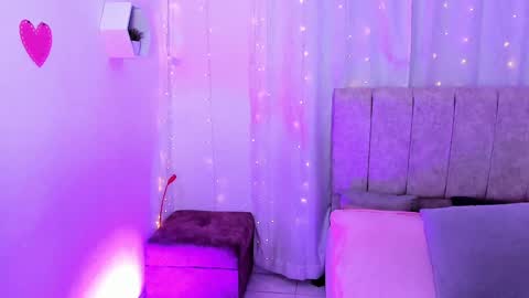 Ivy 3 online show from January 2025 10:37:01 PM