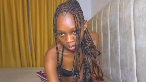 Littlevenus online show from November 2025 11:37:01 PM