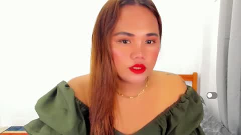 Snapshot of _lovelyyan69_ chatting on March 2025 10:40:02 AM _lovelyyan69_ online show from March 2025 10:40:02 AM