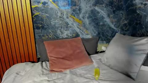 _luca_flame online show from September 2025 08:54:01 PM