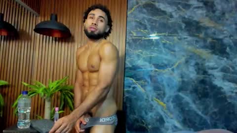 _luca_flame online show from October 2025 01:26:02 AM