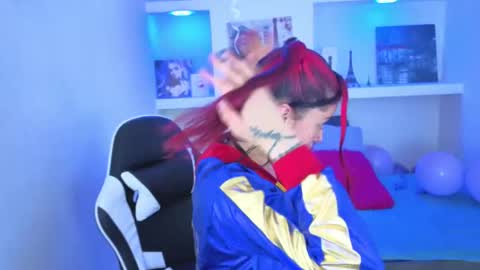 Snapshot of _lucia_21 chatting on October 2025 03:46:02 AM Lucia online show from October 2025 03:46:02 AM