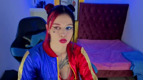 Snapshot of _lucia_21 chatting on October 2025 02:00:01 AM Lucia online show from October 2025 02:00:01 AM