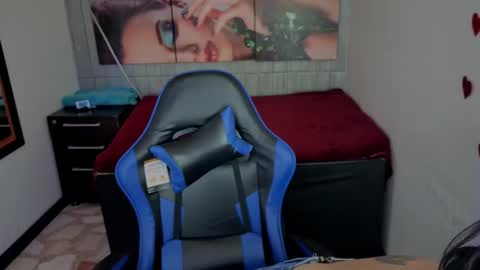 Snapshot of _lucia_21 chatting on February 2026 01:09:01 PM Lucia online show from February 2026 01:09:01 PM