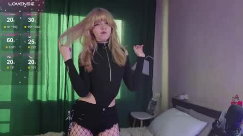 _lucystars online show from April 2026 11:21:01 AM