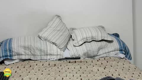 _luna_charlotte online show from February 2026 12:12:01 PM