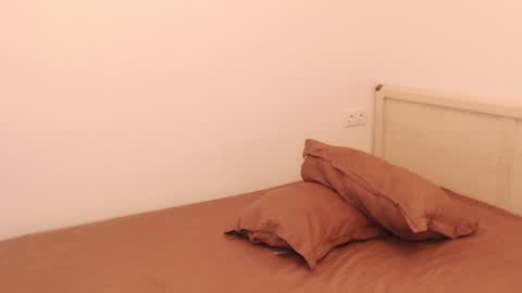 Snapshot of _lustica_ chatting on January 2025 03:17:02 PM Anna online show from January 2025 03:17:02 PM