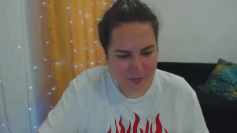 Alexa online show from October 2025 01:52:01 PM