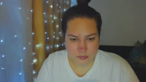 Alexa online show from October 2025 09:23:01 PM