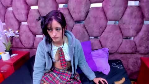 _maleja_19 online show from March 2025 11:25:02 AM