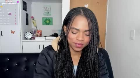 Snapshot of _marcela_22 chatting on December 2024 06:41:01 AM MARCELA online show from December 2024 06:41:01 AM