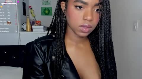 Snapshot of _marcela_22 chatting on December 2024 11:29:01 PM MARCELA online show from December 2024 11:29:01 PM