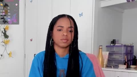 Snapshot of _marcela_22 chatting on January 2025 05:35:01 PM MARCELA online show from January 2025 05:35:01 PM