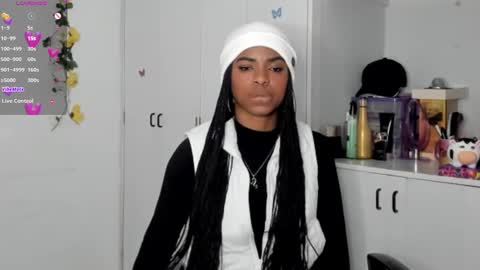 Snapshot of _marcela_22 chatting on February 2025 04:44:01 AM MARCELA online show from February 2025 04:44:01 AM