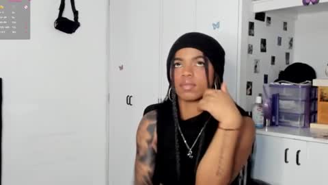 Snapshot of _marcela_22 chatting on February 2025 06:31:01 AM MARCELA online show from February 2025 06:31:01 AM