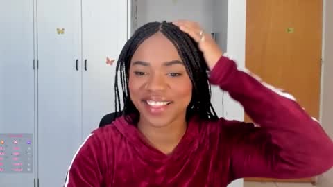 Snapshot of _marcela_22 chatting on September 2025 09:50:01 PM MARCELA online show from September 2025 09:50:01 PM