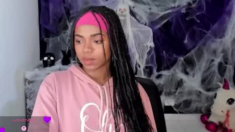 Snapshot of _marcela_22 chatting on October 2025 04:10:02 AM MARCELA online show from October 2025 04:10:02 AM