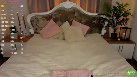 Eva  online show from May 2026 12:49:01 AM