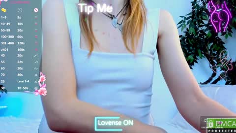 Scarlett online show from March 2026 03:39:01 AM