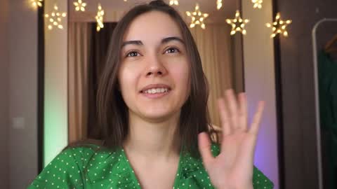  Gwen  online show from December 2024 07:57:02 PM