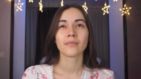  Gwen  online show from December 2024 08:25:02 PM