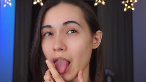  Gwen  online show from January 2025 07:41:02 PM