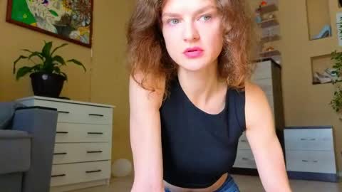 Sophia online show from May 2026 02:50:02 AM